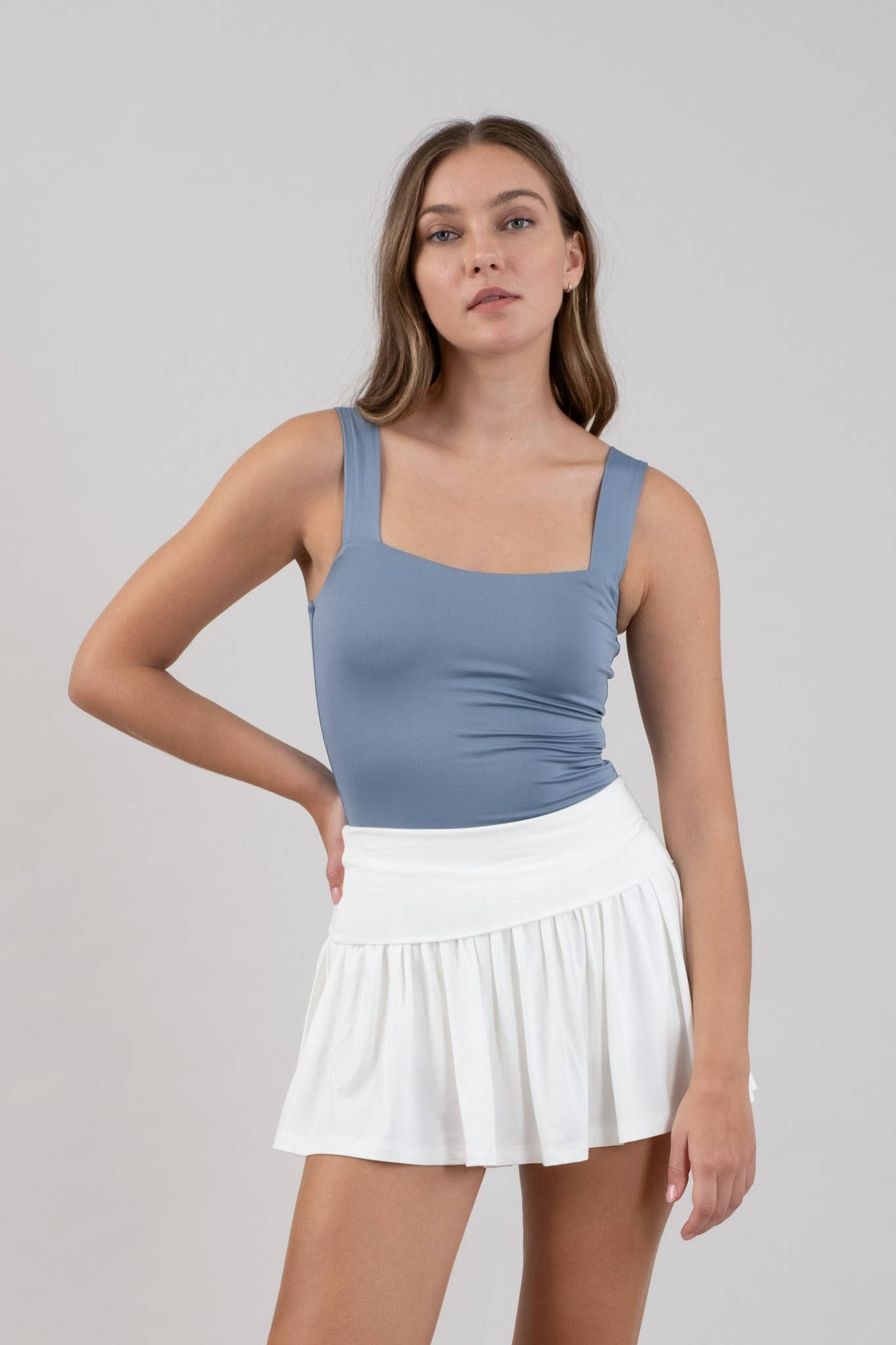REVERSIBLE SQUARE NECK SEAMLESS CAMI