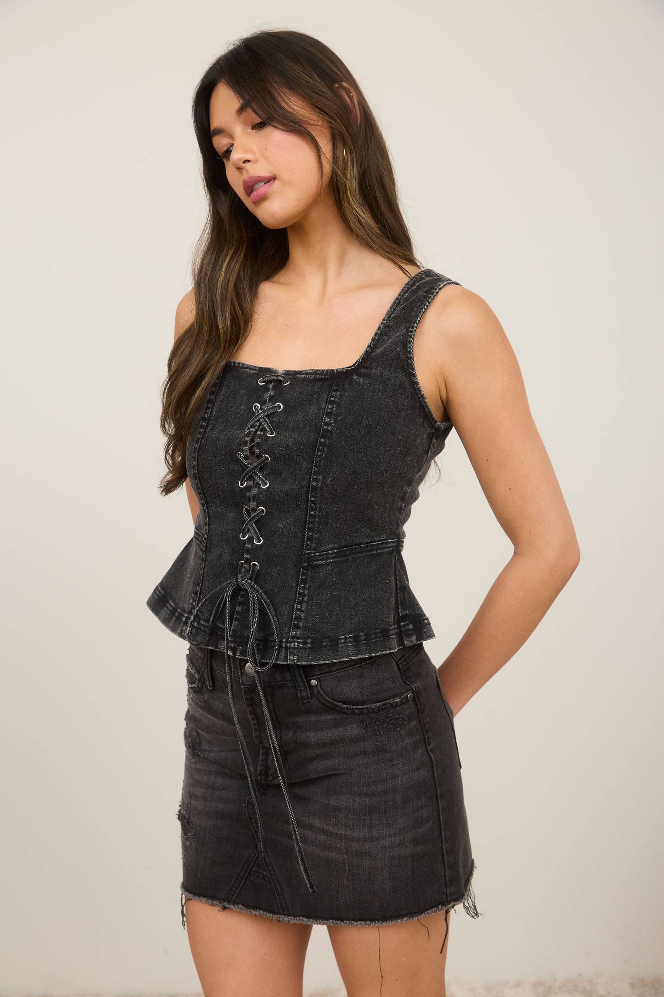 LACE UP FRONT SLEEVELESS DENIM TOP