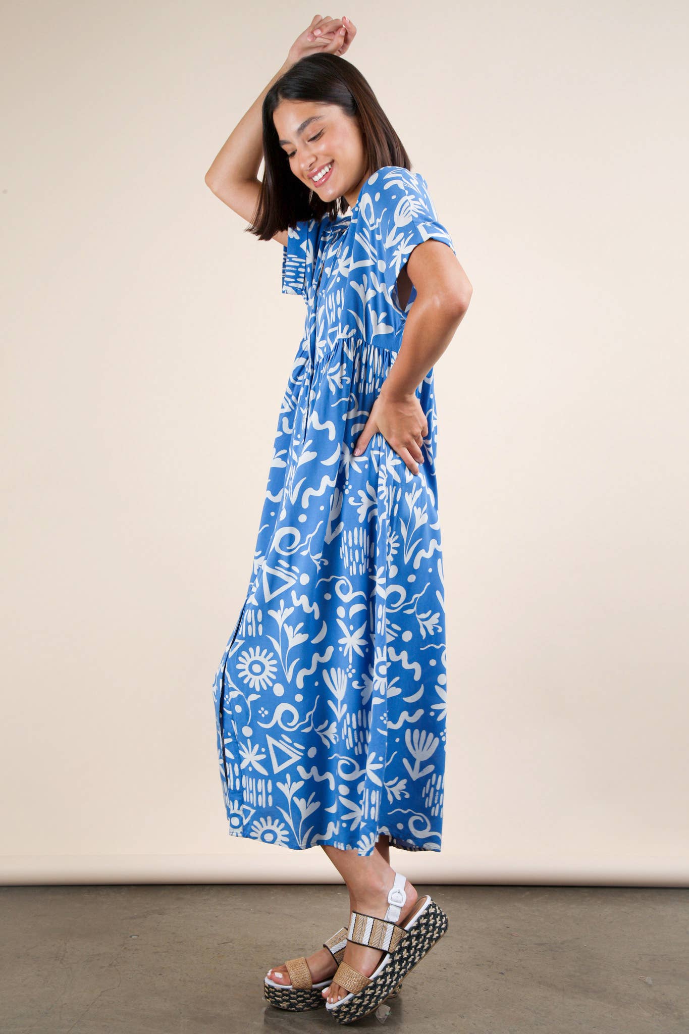 ND31583-Oversized Printed Shirt Midi Dress