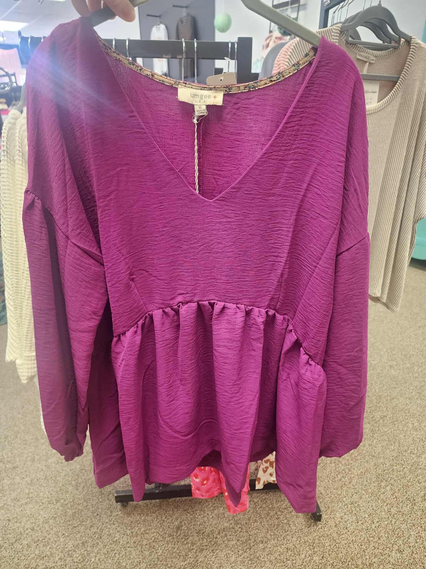V-neck 3/4 Sleeve Blouse in Purple - Plus Size