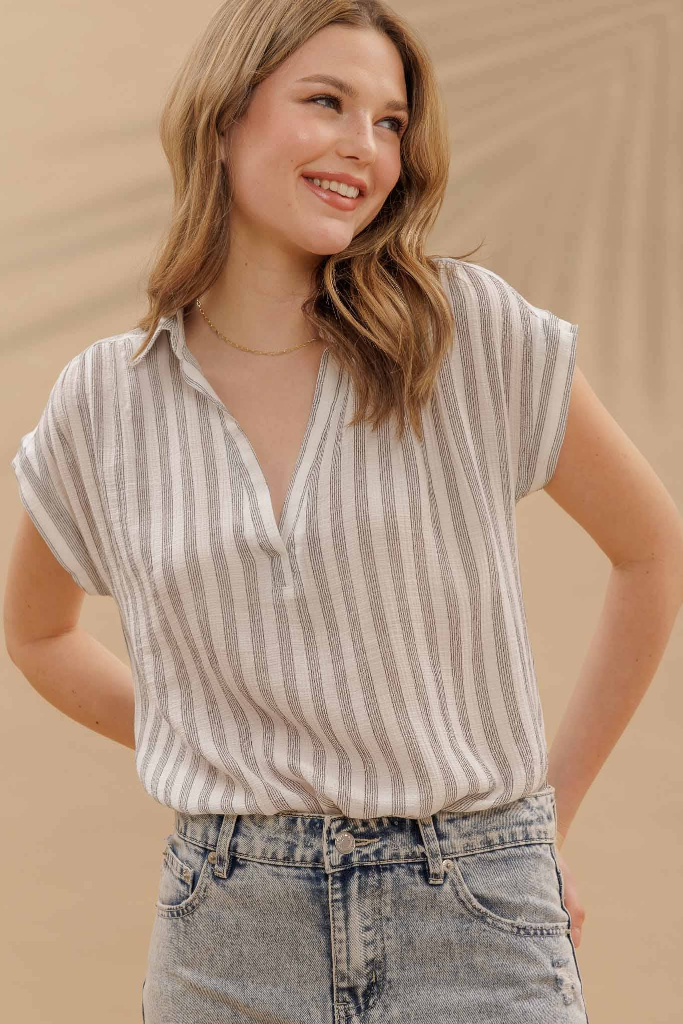 STRIPE COLLARED CUFF SLEEVE LIGHTWEIGHT SHIRT