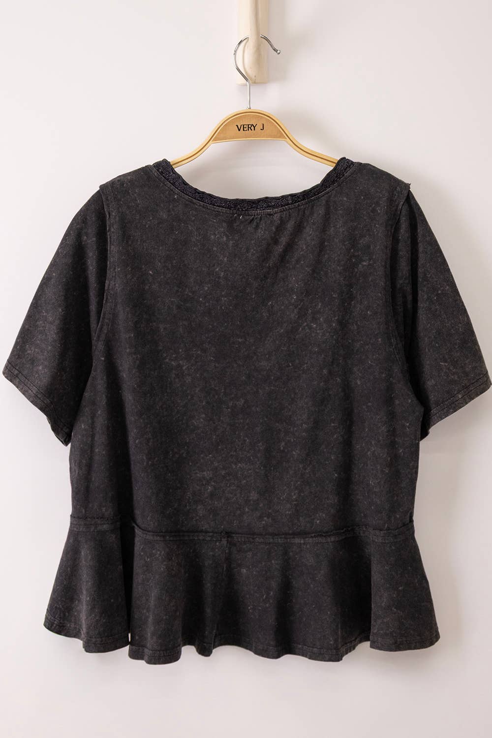 Lace Trim Detail Mineral Washed V-Neck Knit Top