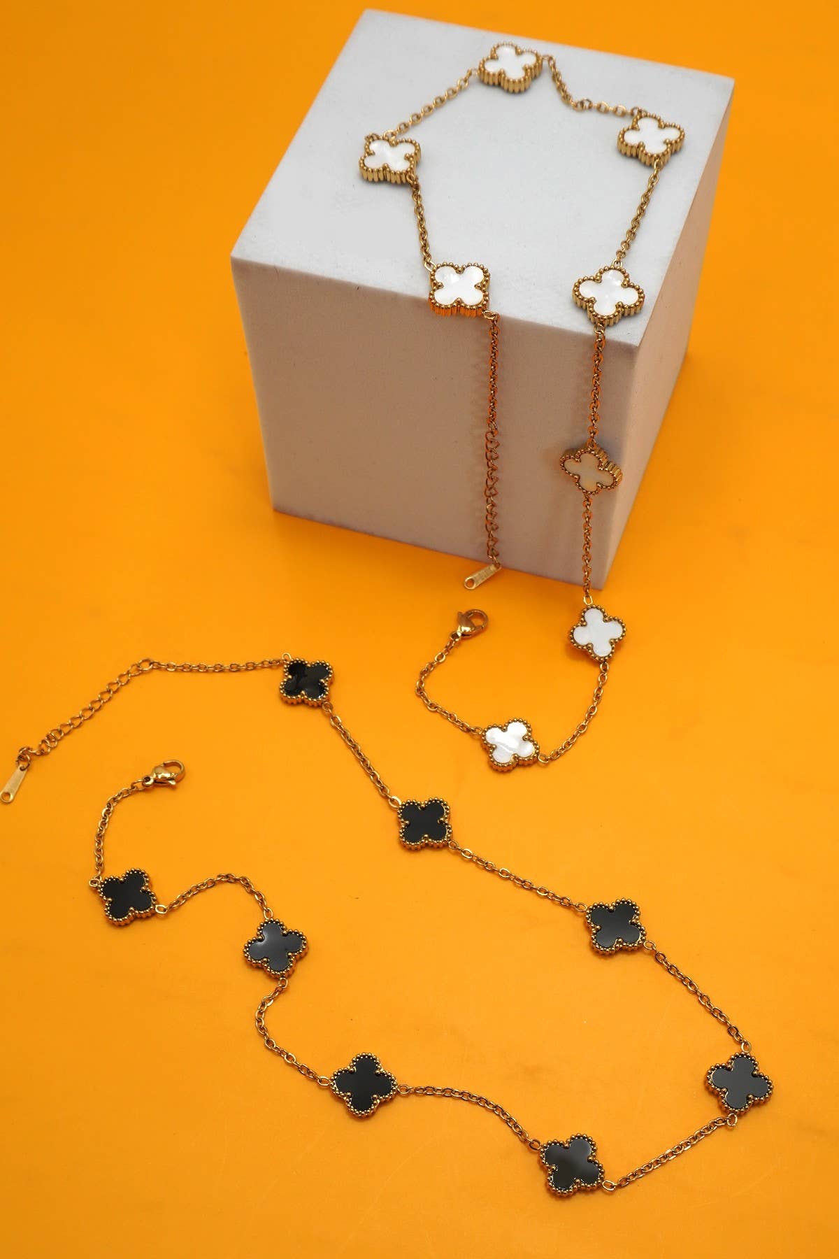 18K STAINLESS STEEL TARNISH FREE CLOVER NECKLACE | 40NK9470