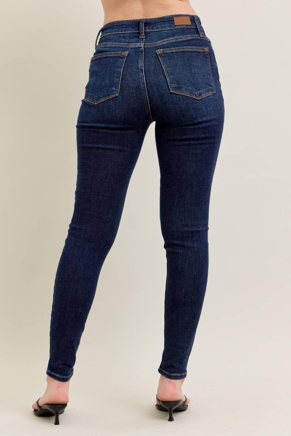 CORE HI-WAIST SKINNY W/ HANDSANDING