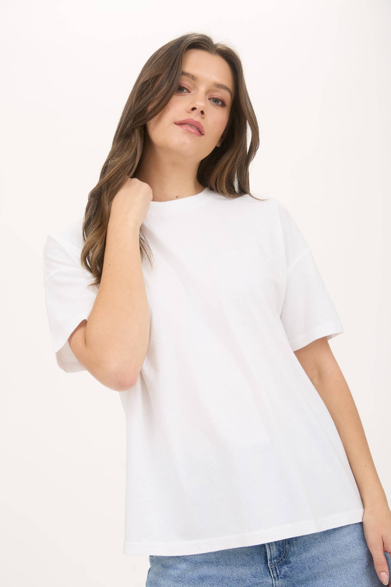 WASHED GOOD VIBES EMBROIDERY SHORT SLEEVE KNIT TOP