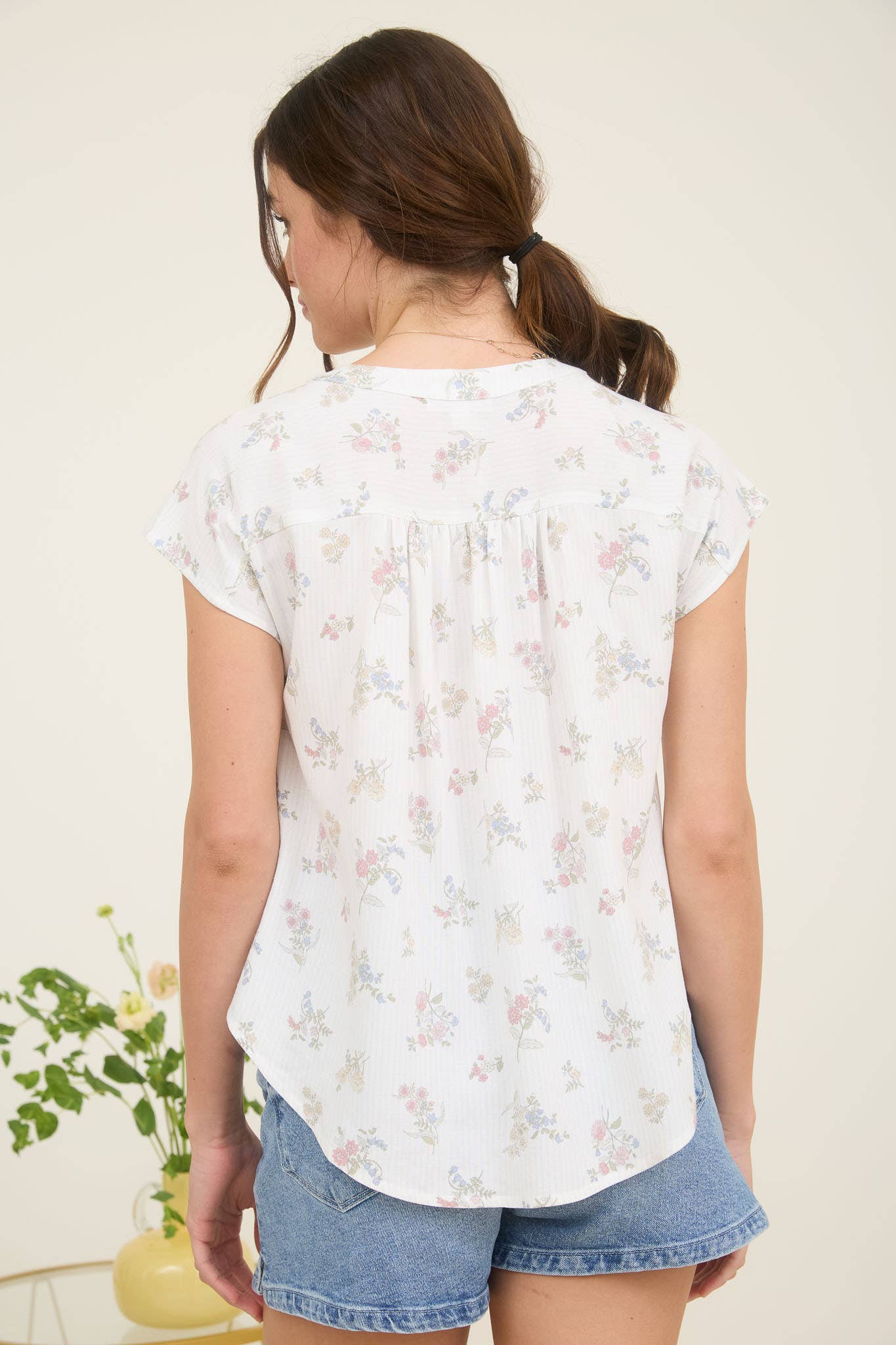 STRIPE FLORAL SHORT SLEEVE BUTTON DOWN TOP