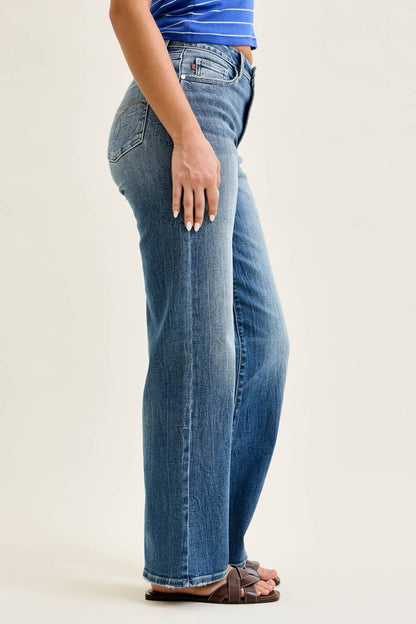 Judy Blue Mid Rise 90s Straight
