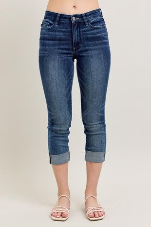 Judy Blue Dark Washed Cuffed Capri