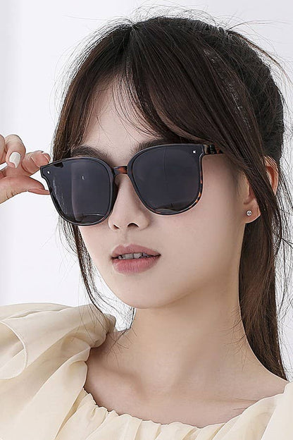 OVERSIZED ACETATE SUNGLASSES