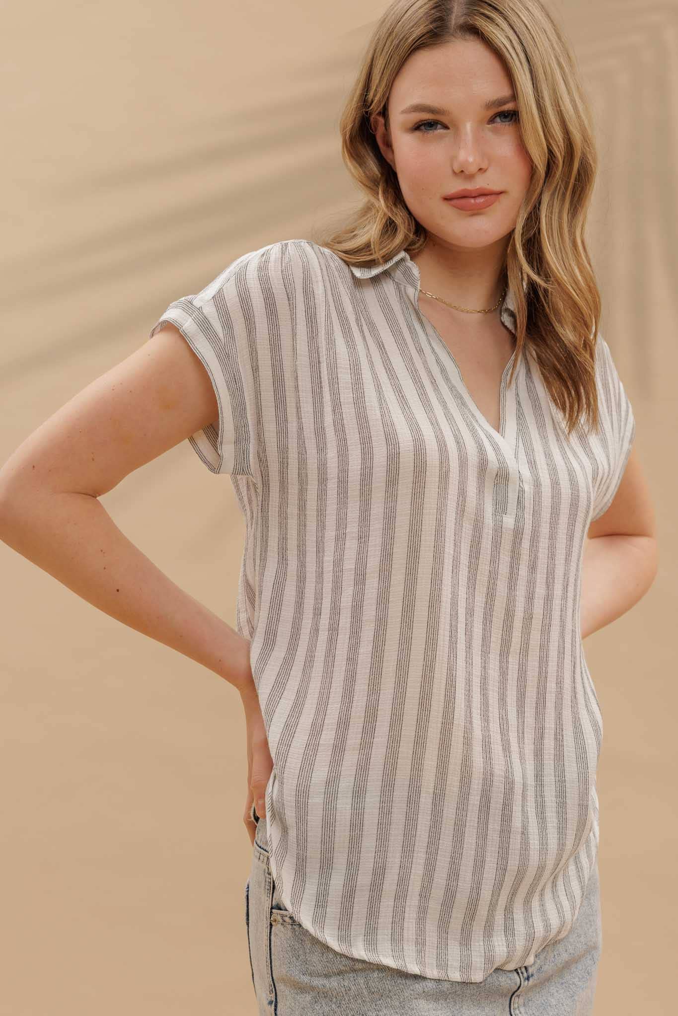 STRIPE COLLARED CUFF SLEEVE LIGHTWEIGHT SHIRT
