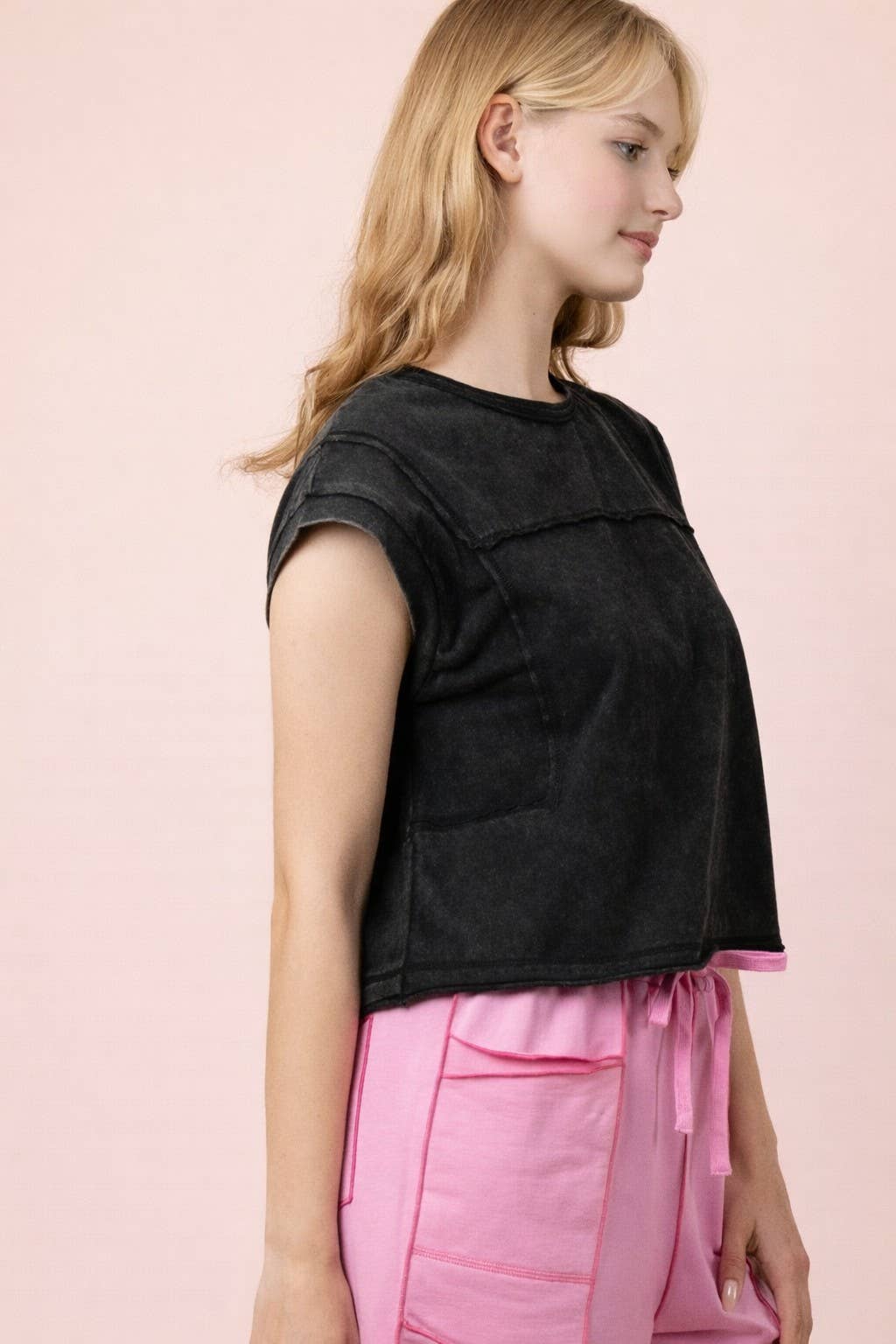 New Me - Mineral Washed Sleeveless Casual Knit Cropped Top - Black