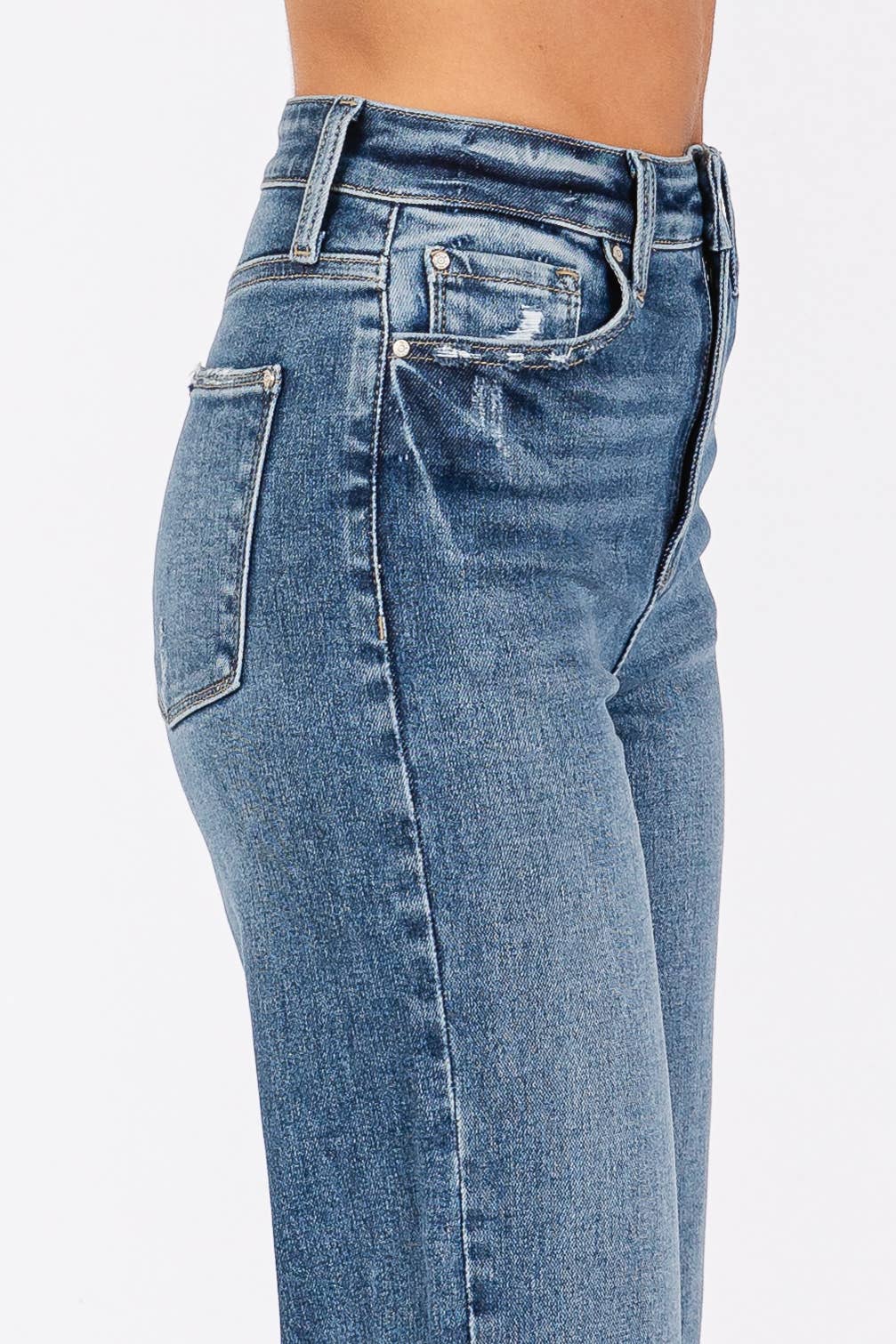 Medium High Rise Stretch Relaxed Straight w/ Cuffed Hem Jeans
