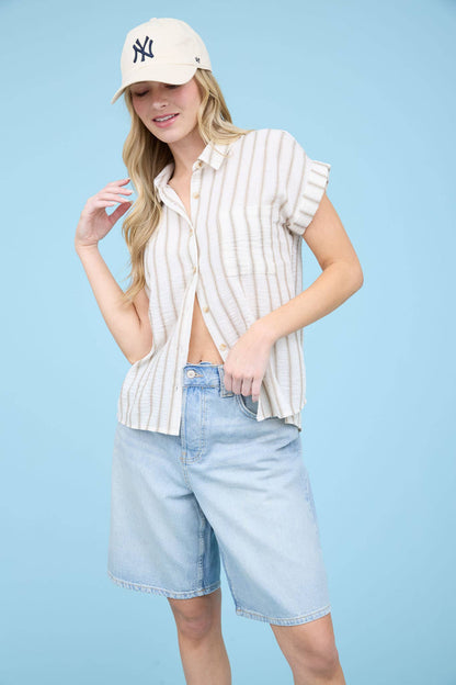 STRIPE COLLARED SHORT SLEEVE BUTTON DOWN SHIRT