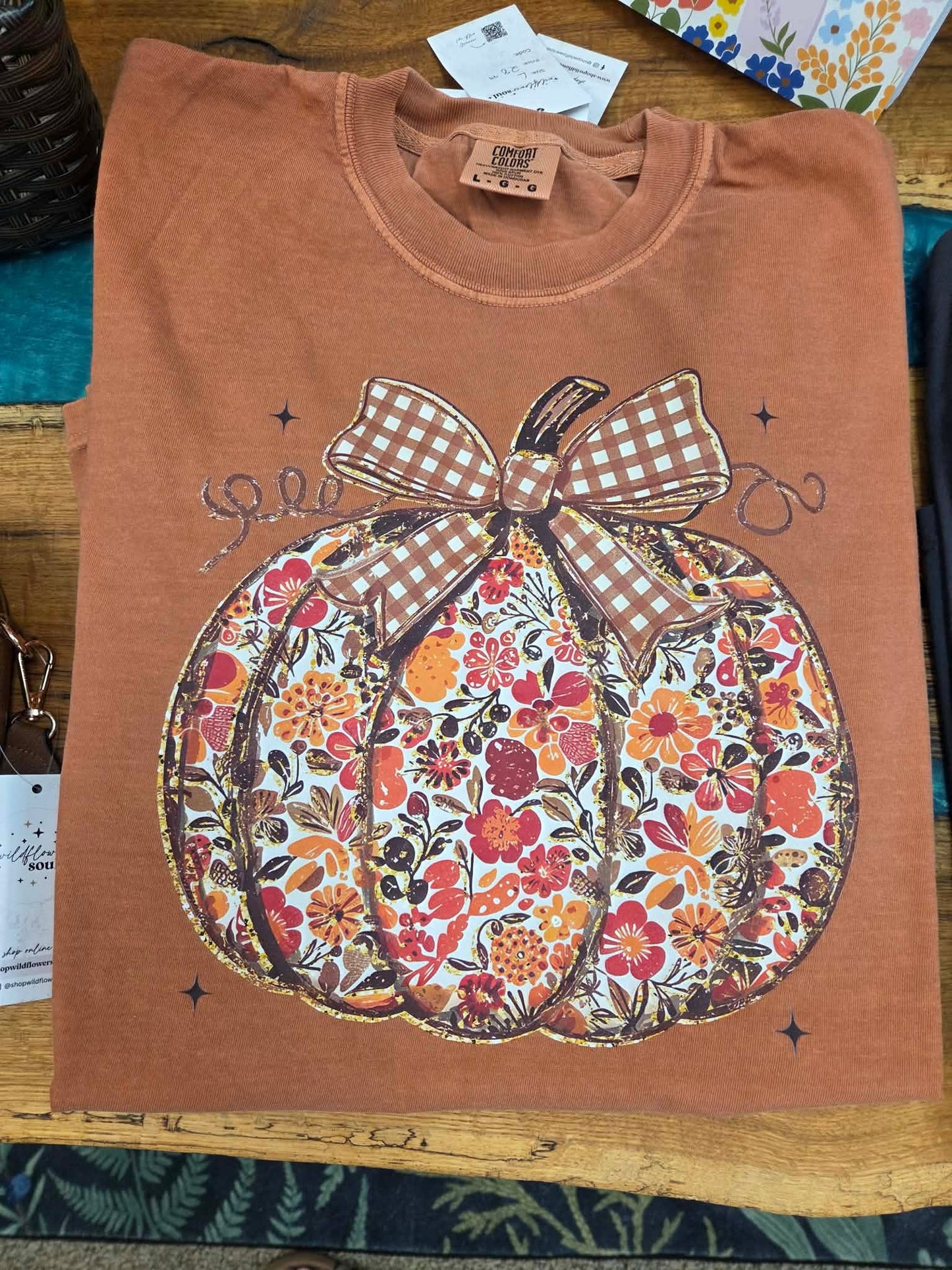 Floral Pumpkin Tee (Pre-order)