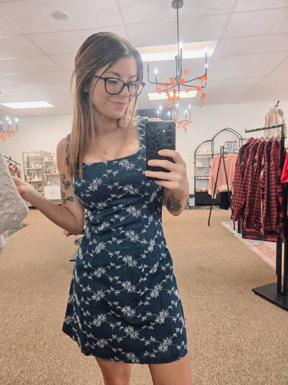 Blu Pepper - Floral Embroidery Denim Mini Dress
