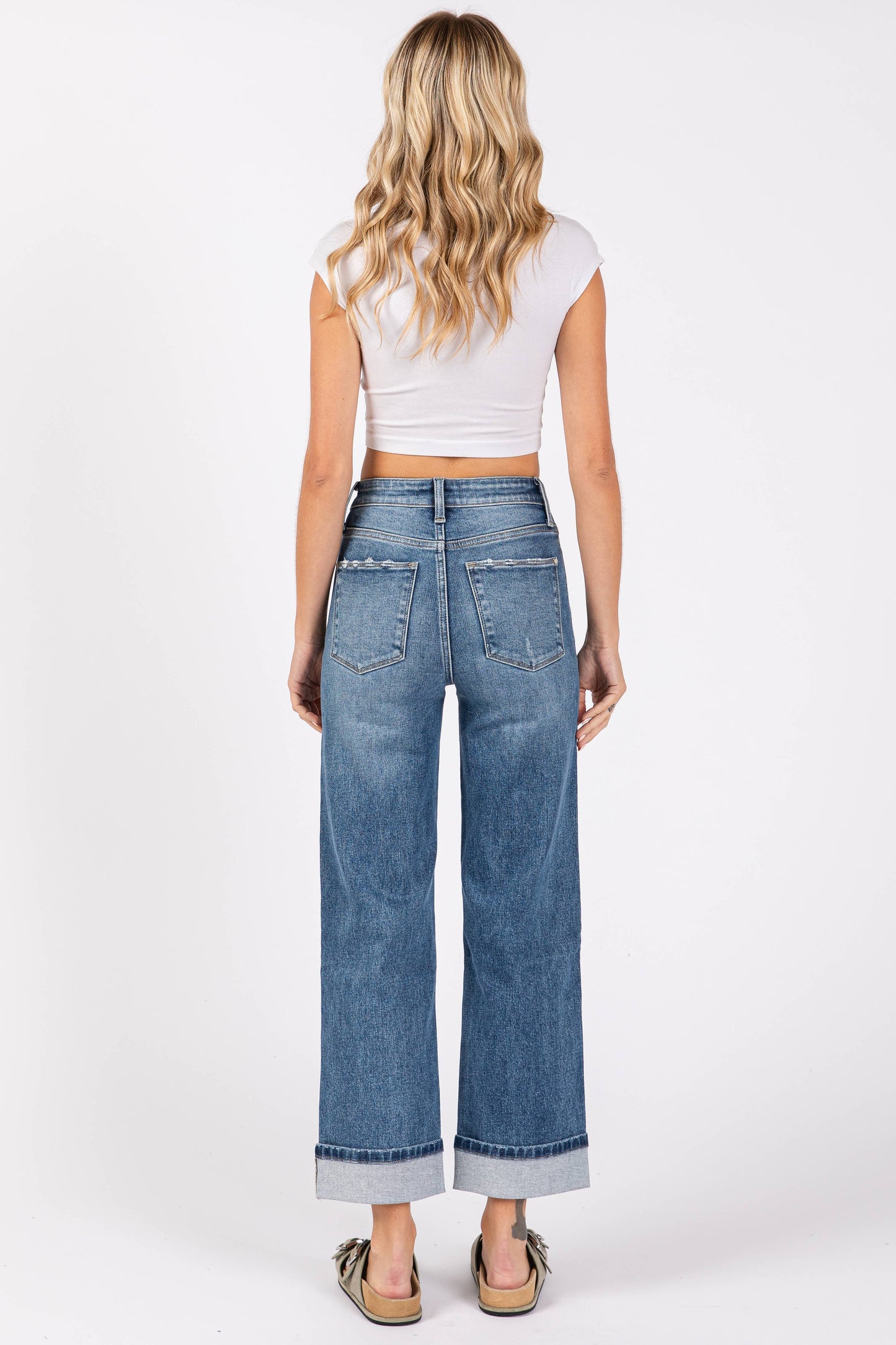 Medium High Rise Stretch Relaxed Straight w/ Cuffed Hem Jeans