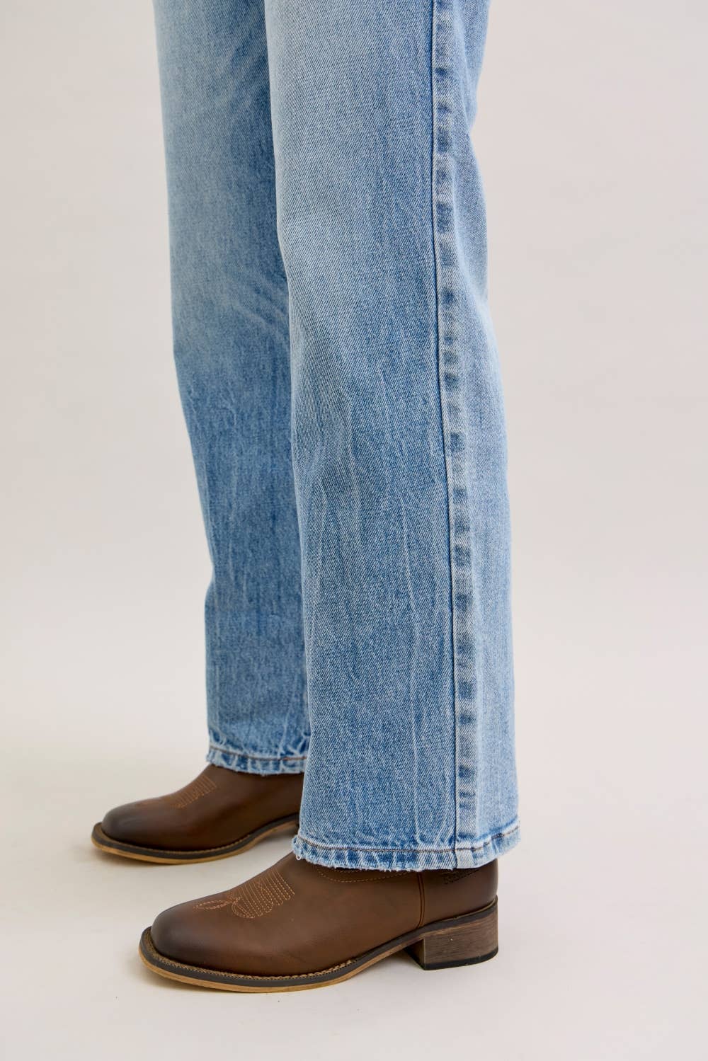 Judy Blue Rigid Magic Straight